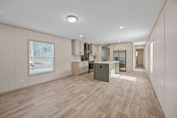 $2,350 | 323 Myers Mayo Road, Ridgeville, SC 29472