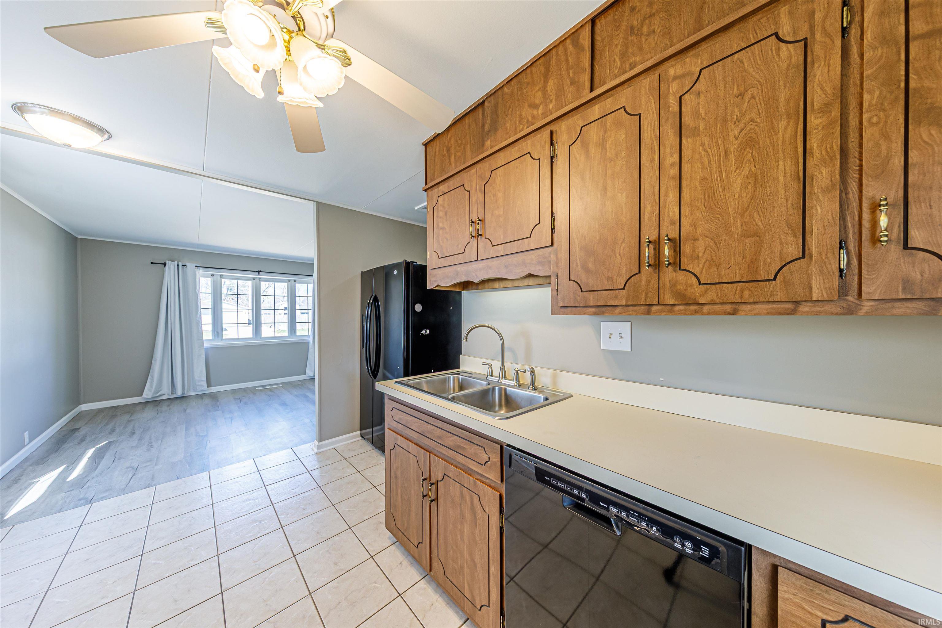 3113 Sheridan Road Evansville, IN 47710 - Photo 11 of 30 Gallery Image 11