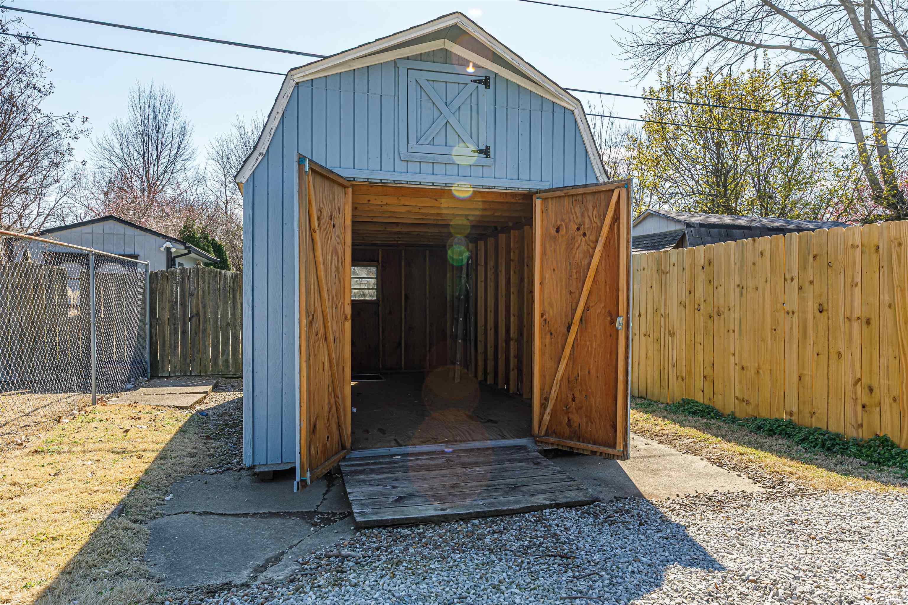 3113 Sheridan Road Evansville, IN 47710 - Photo 5 of 30 Gallery Image 5