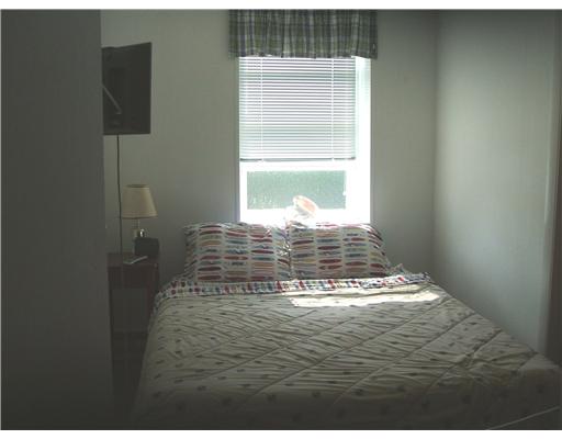 240 Purgatory Road, Unit 5 Middletown, RI 02842 - Photo 12 of 14 Bedroom.