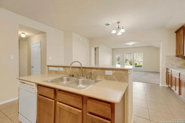 $2,200 | 3511 Bennington Way, San Antonio, TX 78261