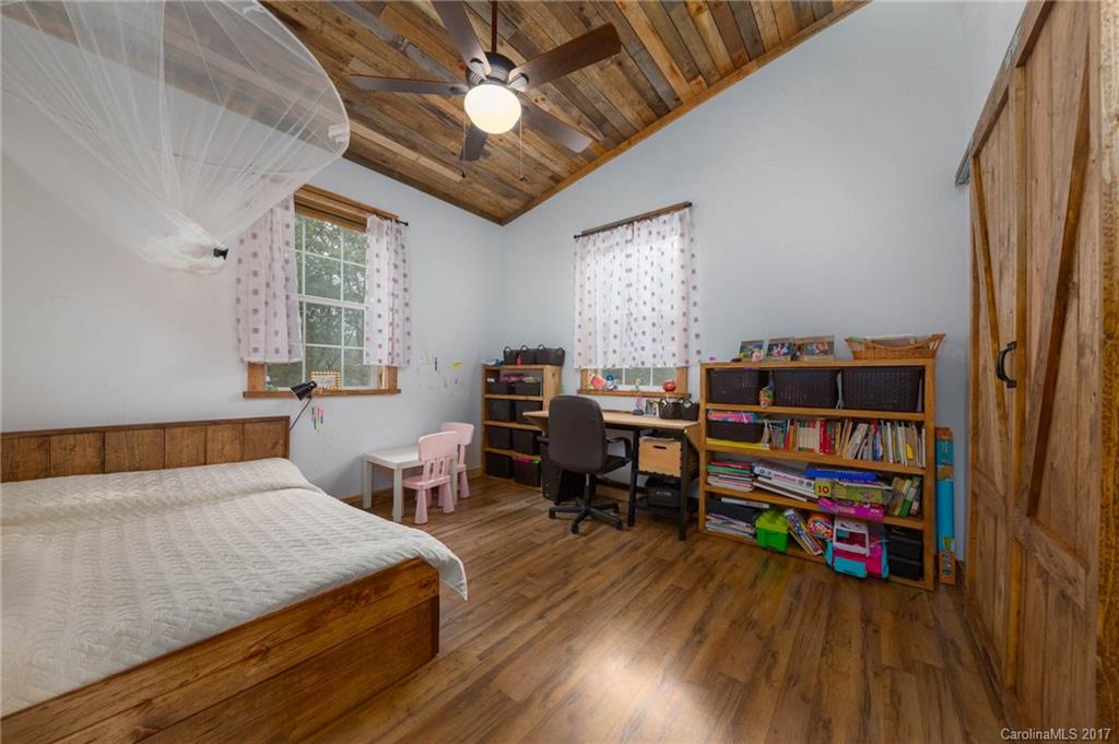 55 Grove Road Webster, NC 28779 - Photo 13 of 23 Gallery Image 13