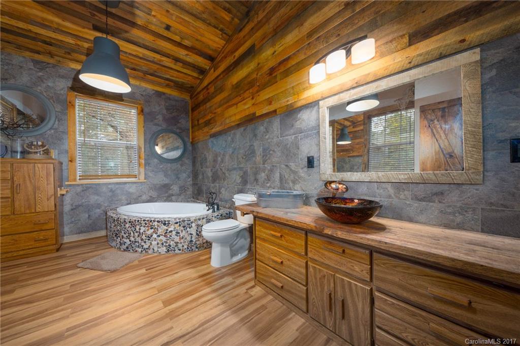 55 Grove Road Webster, NC 28779 - Photo 14 of 23 Gallery Image 14