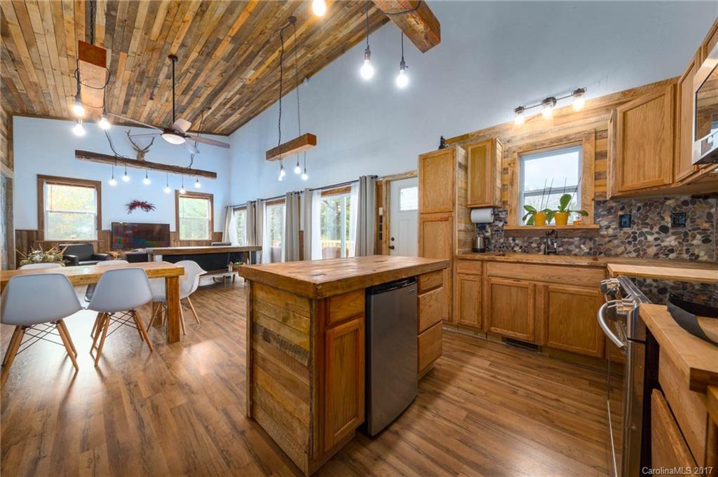 55 Grove Road Webster, NC 28779 - Photo 10 of 23 Gallery Image 10