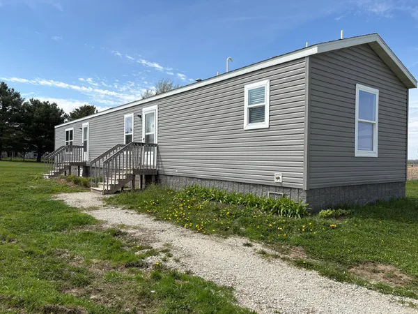 $160,000 | 409 North Silver Street, Wykoff, MN 55990