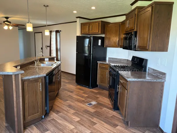 $160,000 | 409 North Silver Street, Wykoff, MN 55990