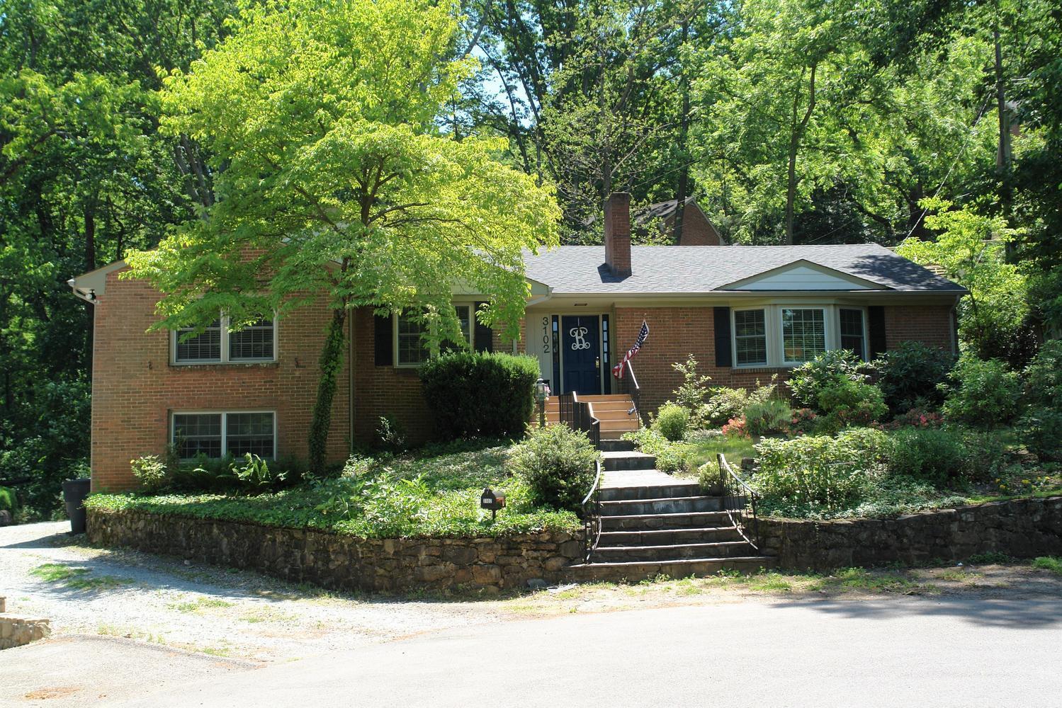 3102 Stoneridge Road Southwest Roanoke, VA 24014 - Photo 1 of 27 3102 Stoneridge Rd SW Roanoke-large-001-