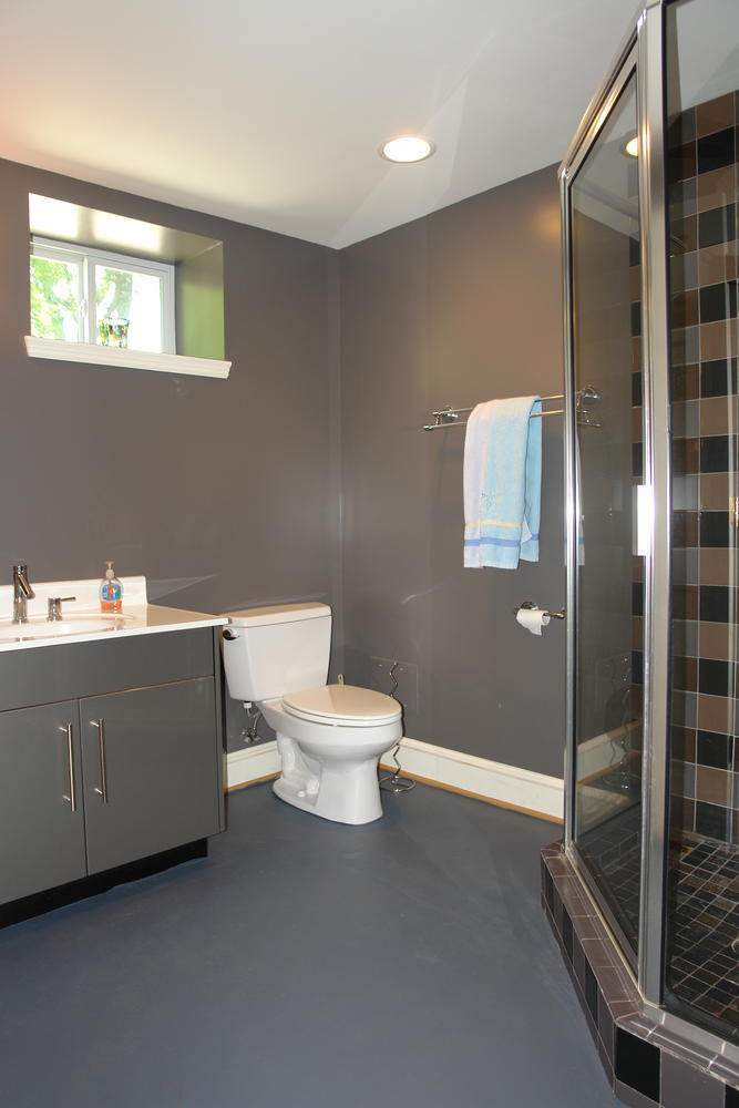 3102 Stoneridge Road Southwest Roanoke, VA 24014 - Photo 23 of 27 3102 Stoneridge Rd SW Roanoke-large-023-