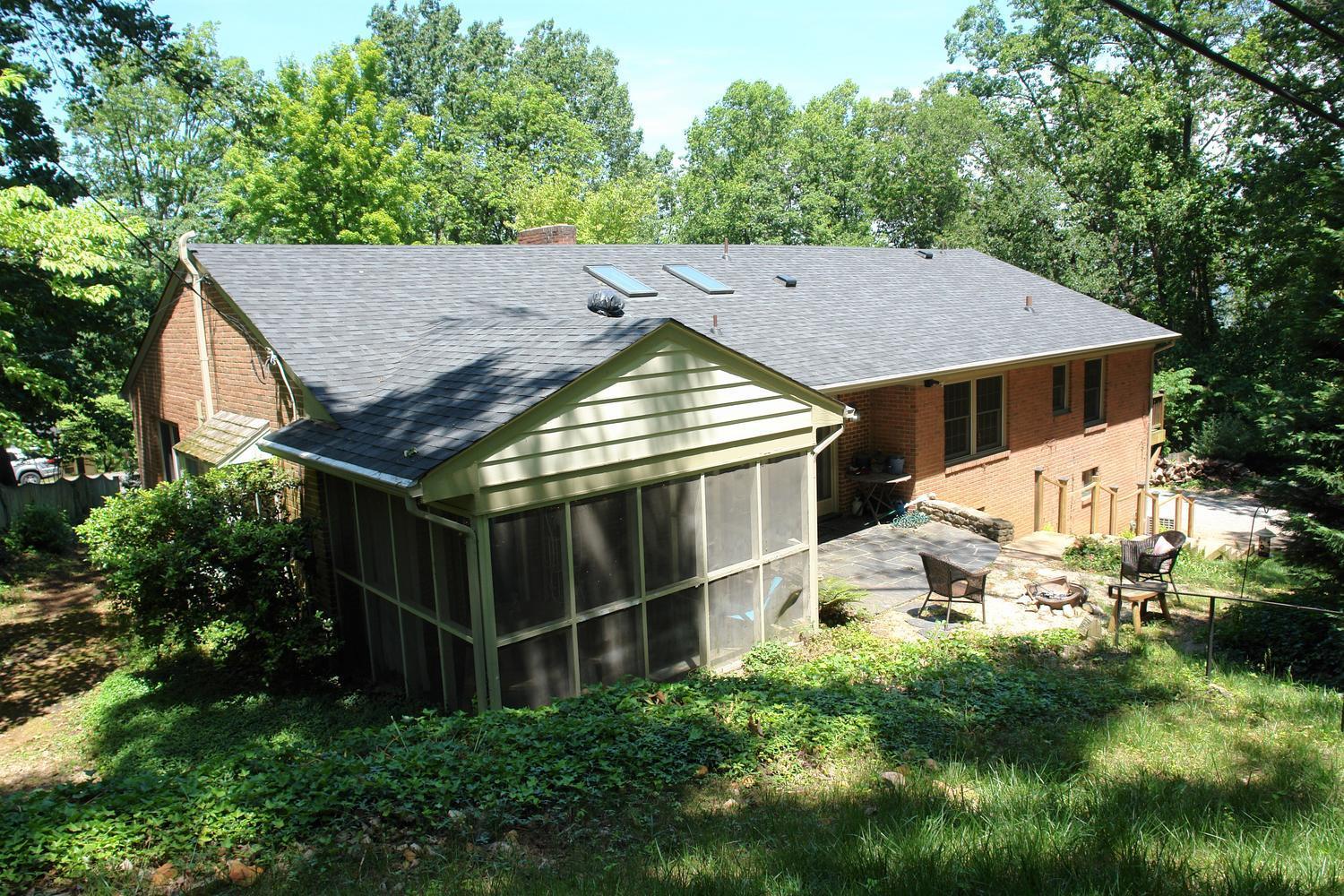 3102 Stoneridge Road Southwest Roanoke, VA 24014 - Photo 26 of 27 3102 Stoneridge Rd SW Roanoke-large-026-