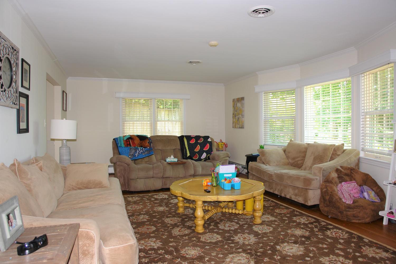 3102 Stoneridge Road Southwest Roanoke, VA 24014 - Photo 5 of 27 3102 Stoneridge Rd SW Roanoke-large-005-