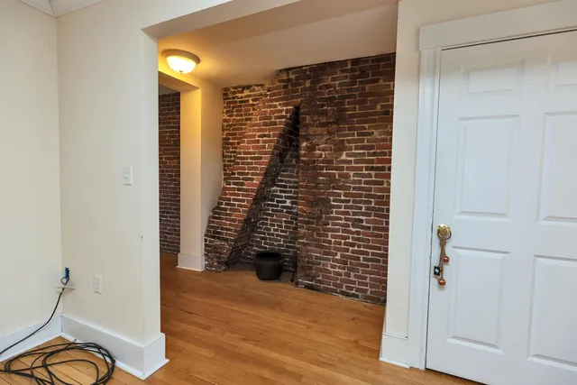 $275,000 | 76 West Merrimack Street, Unit 2, Manchester, NH 03101