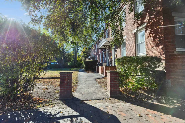 $275,000 | 76 West Merrimack Street, Unit 2, Manchester, NH 03101