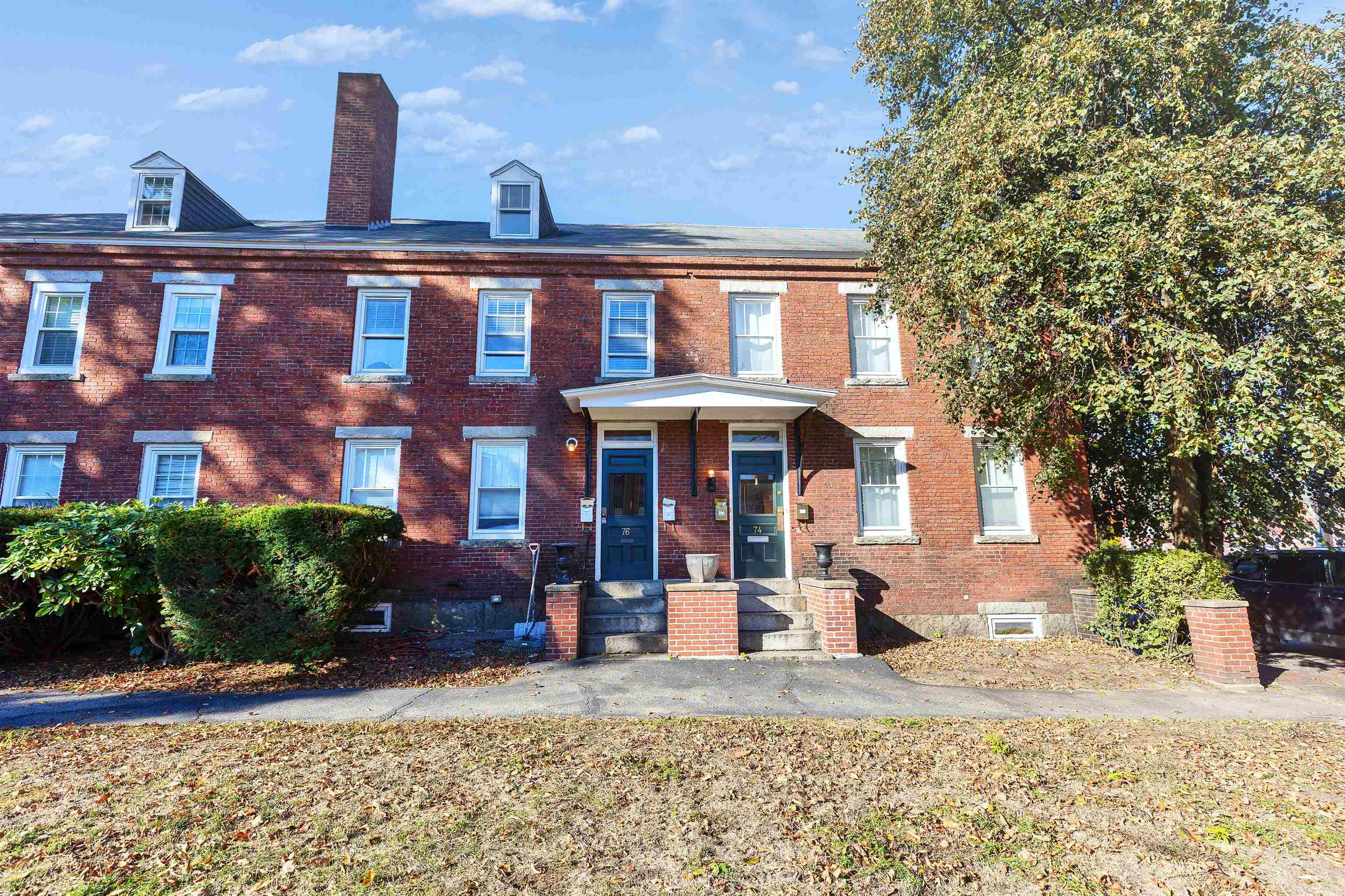 76 West Merrimack Street, Unit 2 Manchester, NH 03101 - Photo 3 of 39