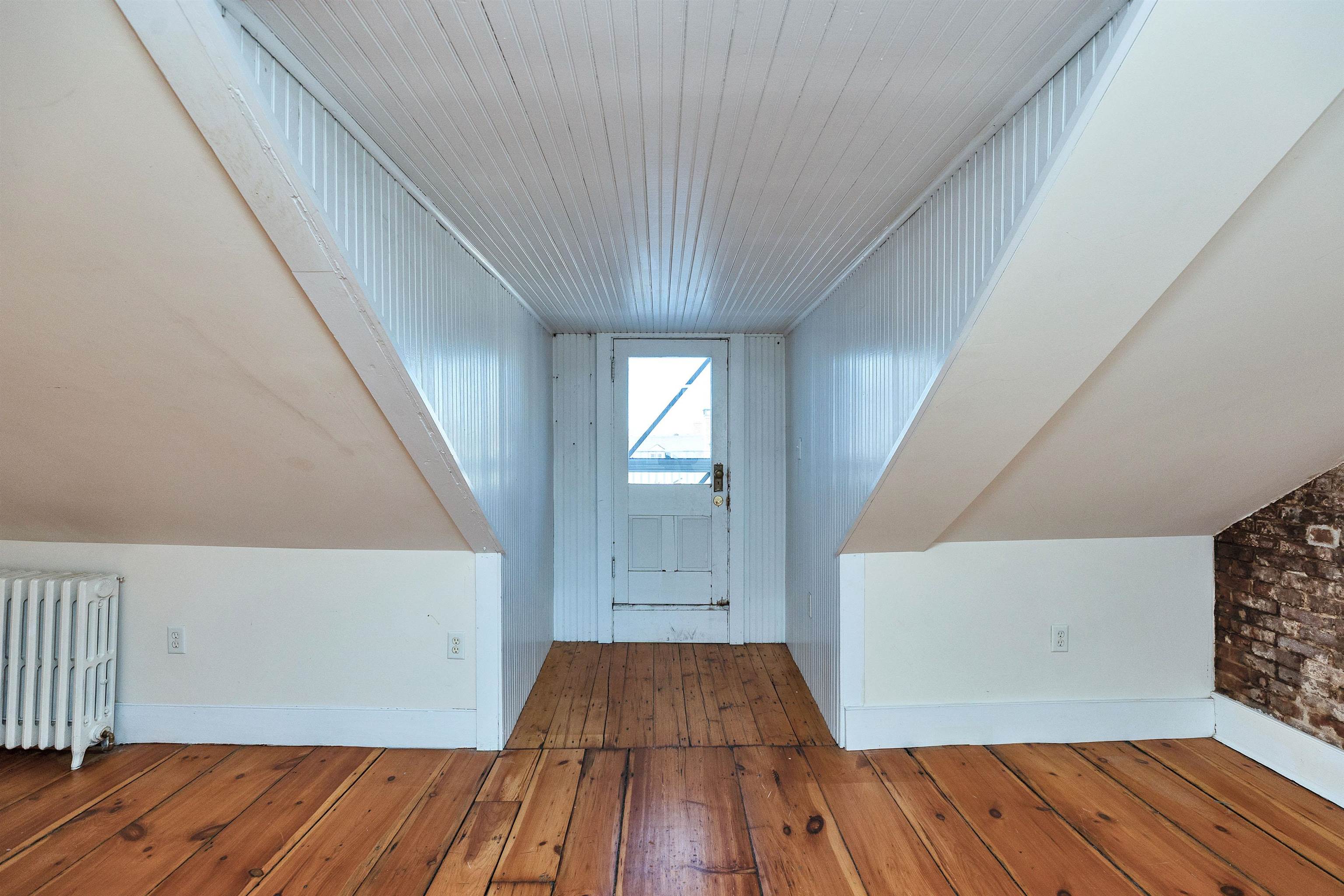 76 West Merrimack Street, Unit 2 Manchester, NH 03101 - Photo 34 of 39