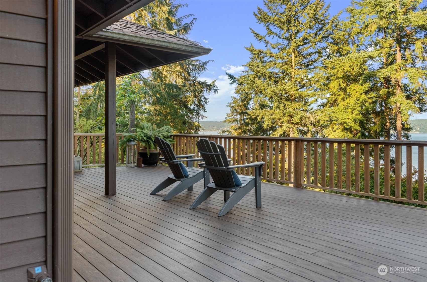 2011 North Bluff Road Greenbank, WA 98253 - Photo 33 of 39 Gallery Image 33