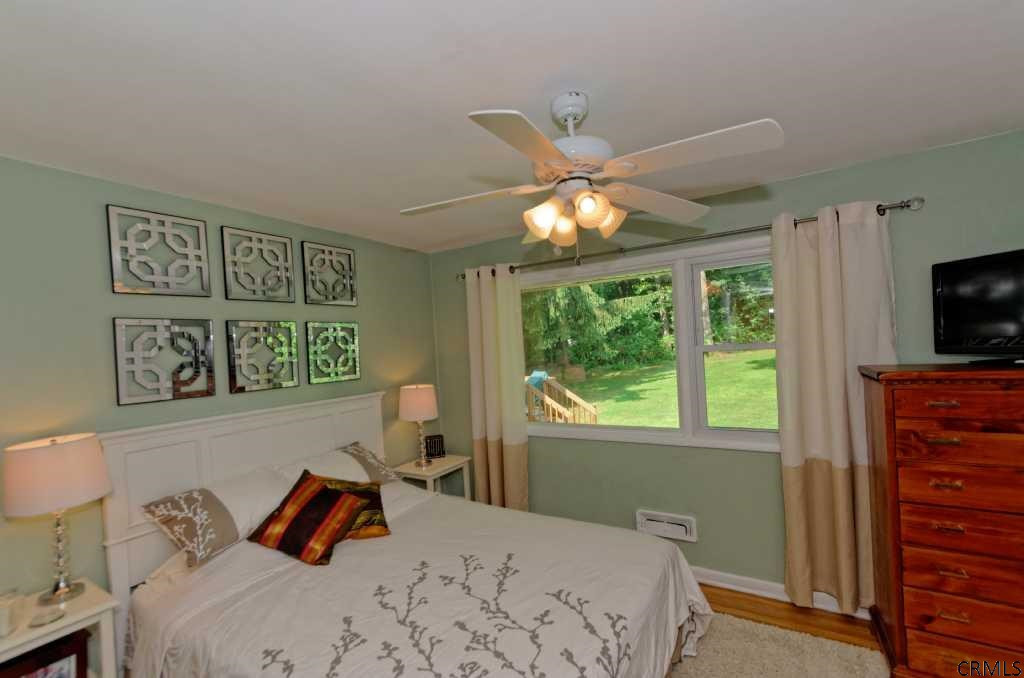 1029 Atateka Road Niskayuna, NY 12309 - Photo 20 of 25 Photo 20