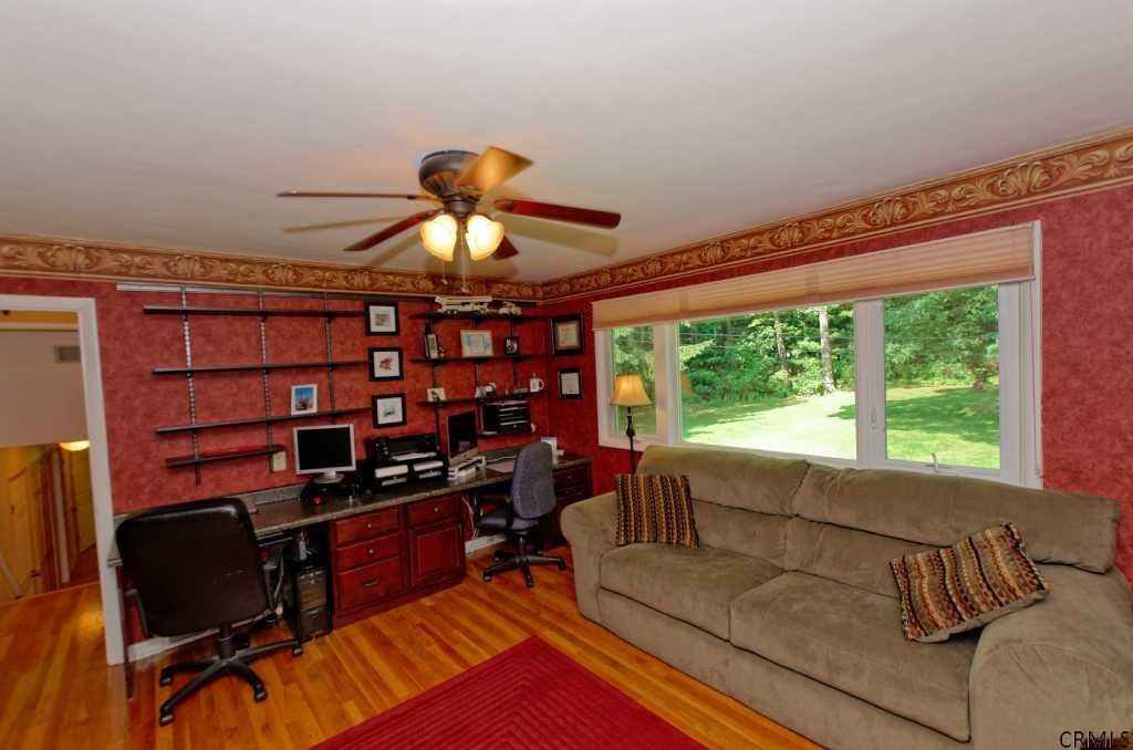 1029 Atateka Road Niskayuna, NY 12309 - Photo 23 of 25 Photo 23