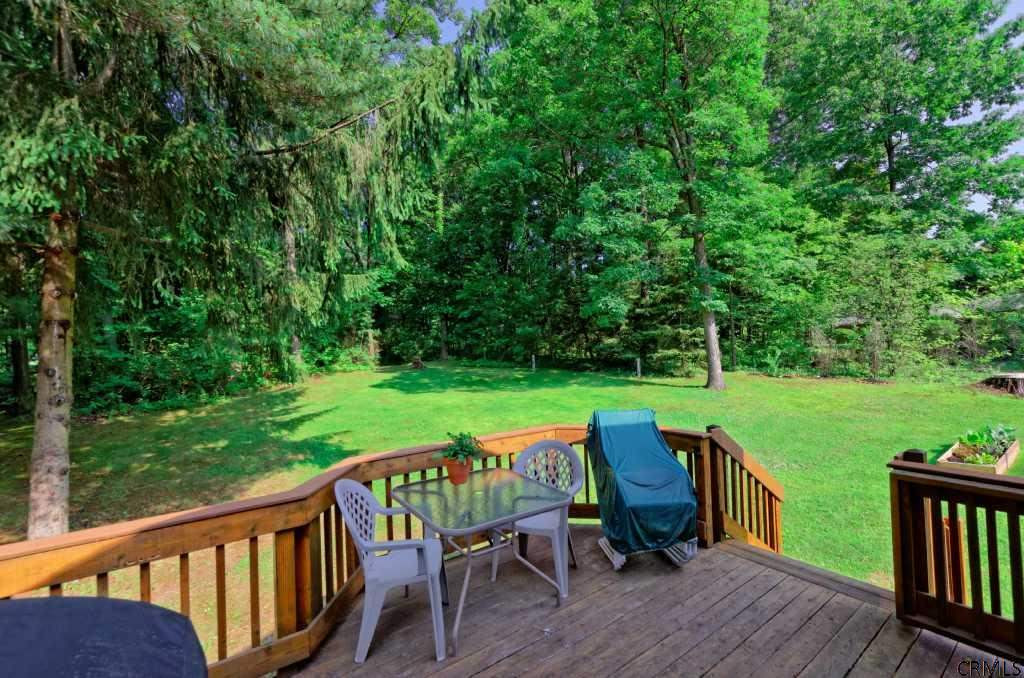 1029 Atateka Road Niskayuna, NY 12309 - Photo 5 of 25 Photo 5