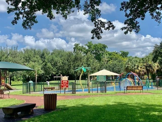 560 Ridgewood Lane Plantation, FL 33317 - Photo 24 of 24 Photo 24