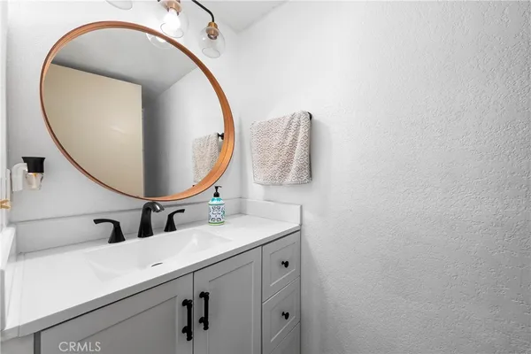 $3,700 | 2047 Westminster Drive, Palmdale, CA 93550