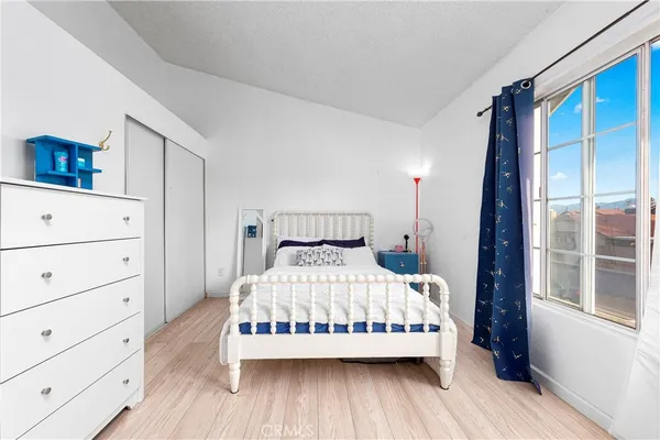 $3,700 | 2047 Westminster Drive, Palmdale, CA 93550