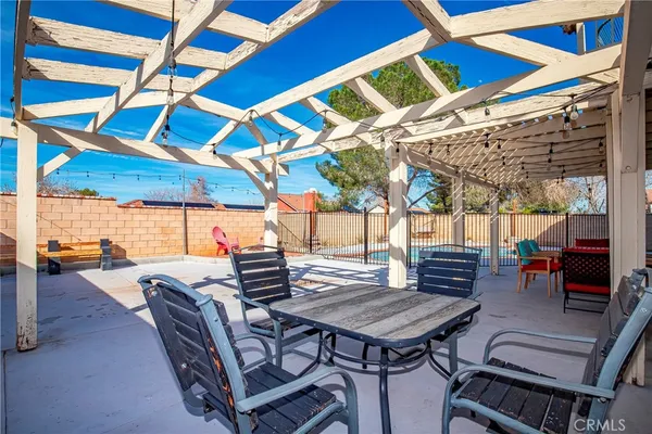 $3,700 | 2047 Westminster Drive, Palmdale, CA 93550