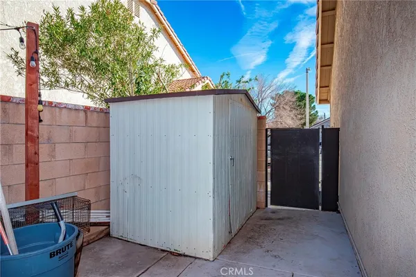 $3,700 | 2047 Westminster Drive, Palmdale, CA 93550