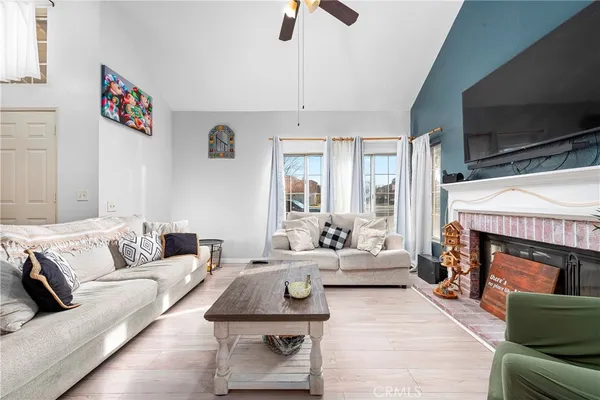 $3,700 | 2047 Westminster Drive, Palmdale, CA 93550