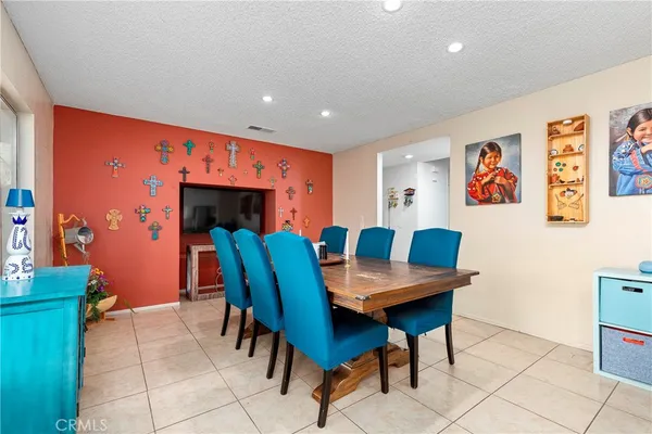 $3,700 | 2047 Westminster Drive, Palmdale, CA 93550