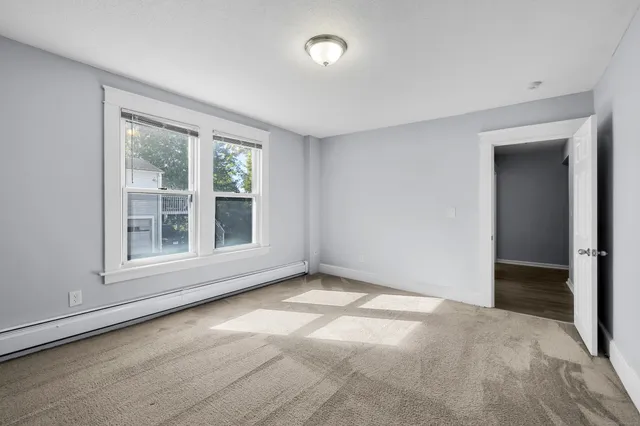 $1,975 | 245 Oakland Street, Bristol, CT 06010