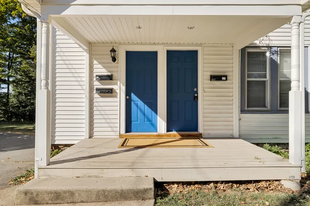 $1,975 | 245 Oakland Street, Bristol, CT 06010