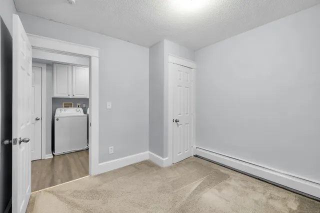 $1,975 | 245 Oakland Street, Bristol, CT 06010