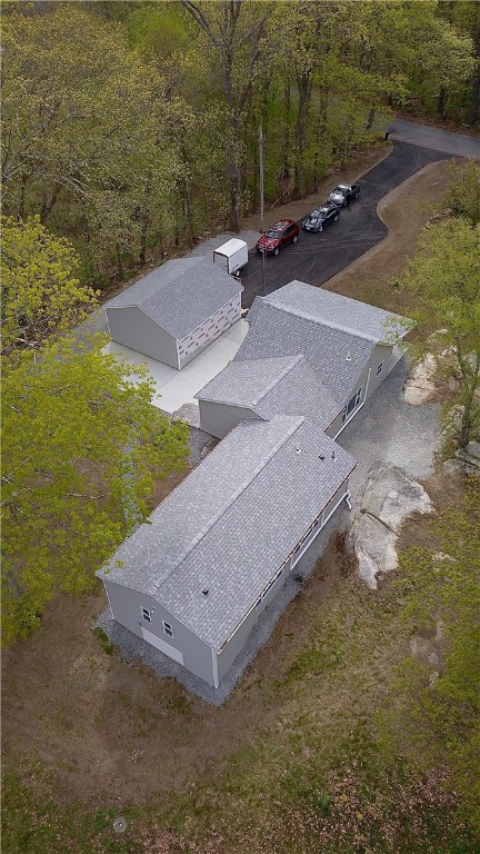 51 Farnum Road Glocester, RI 02814 - Photo 3 of 29