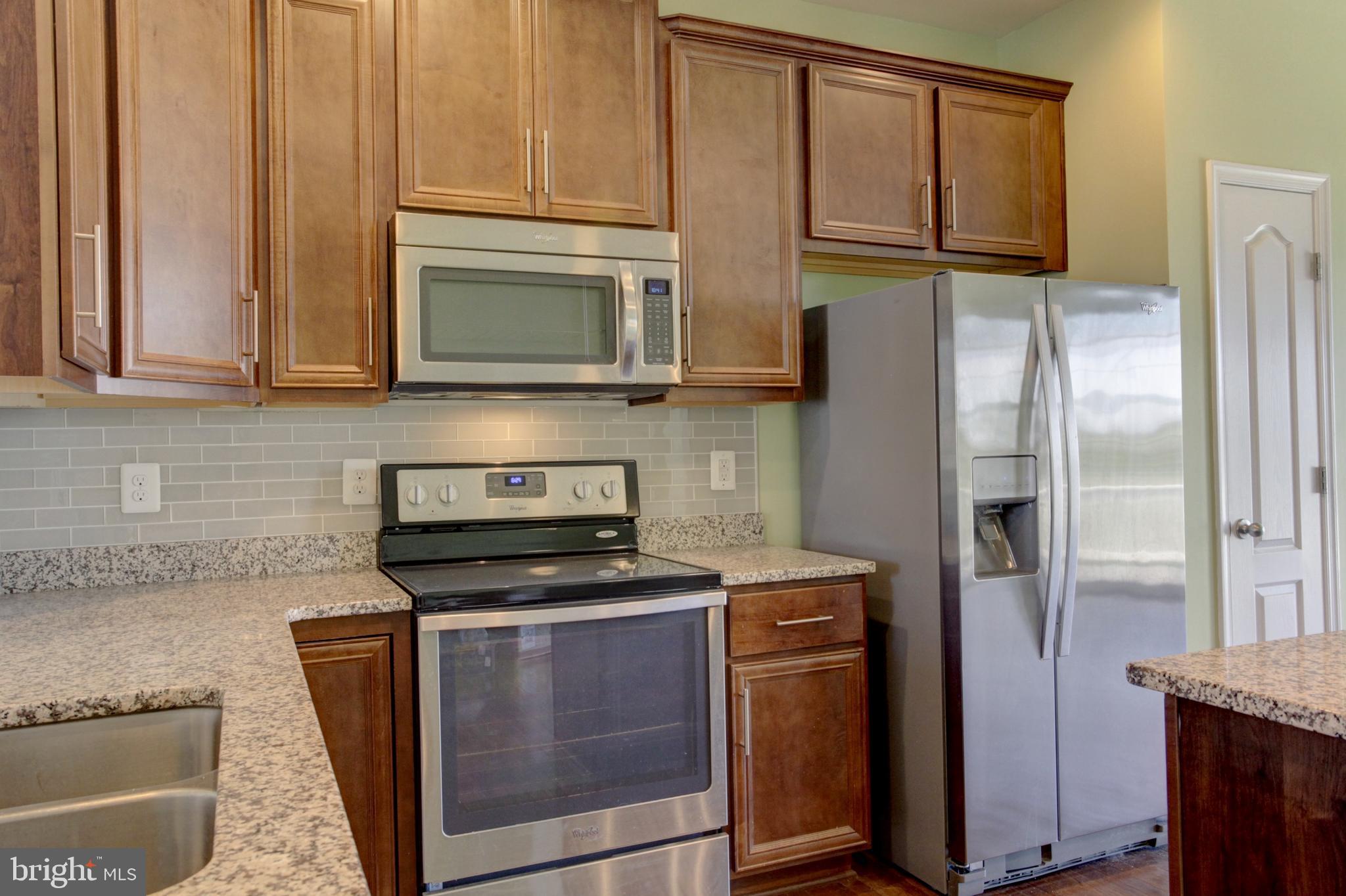 141 Schramm Loop Stephens City, VA 22655 - Photo 5 of 40 Cherry Cabinets, GRANITE Counters & a Double Sink