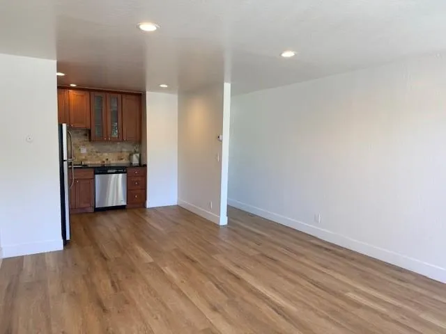 $2,595 | 467 Clinton Street, Unit 7, Redwood City, CA 94062