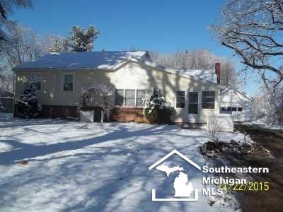 1630 West Dean Road Temperance, MI 48182 - Photo 1 of 8 20453596.JPG