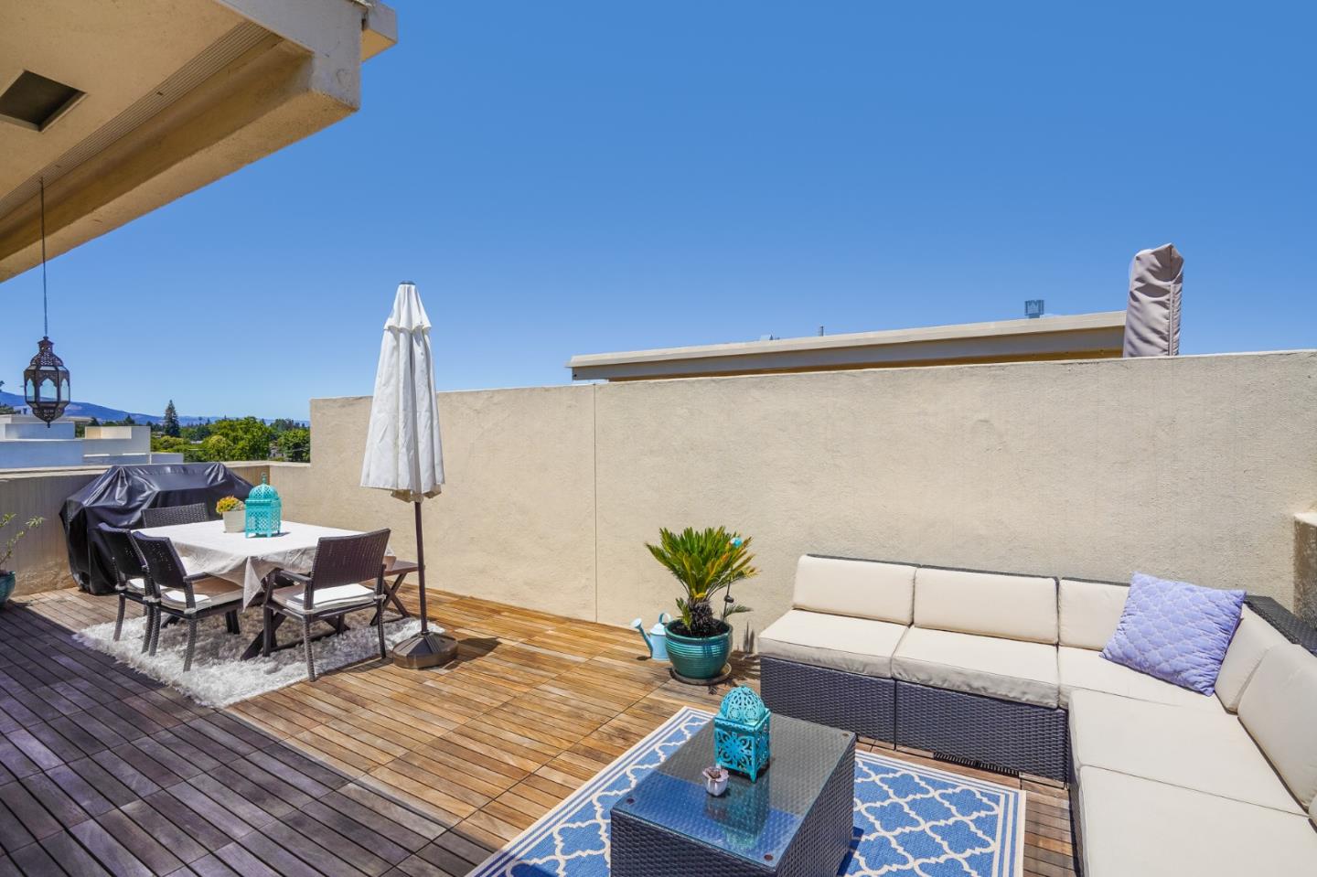 536 Fierro Loop Campbell, CA 95008 - Photo 42 of 57 a view of a terrace with furniture
