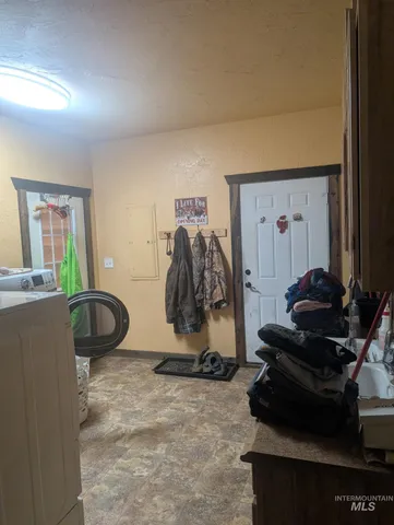 $3,000,000 | 9214 East Morning Glory Avenue, Athol, ID 83801