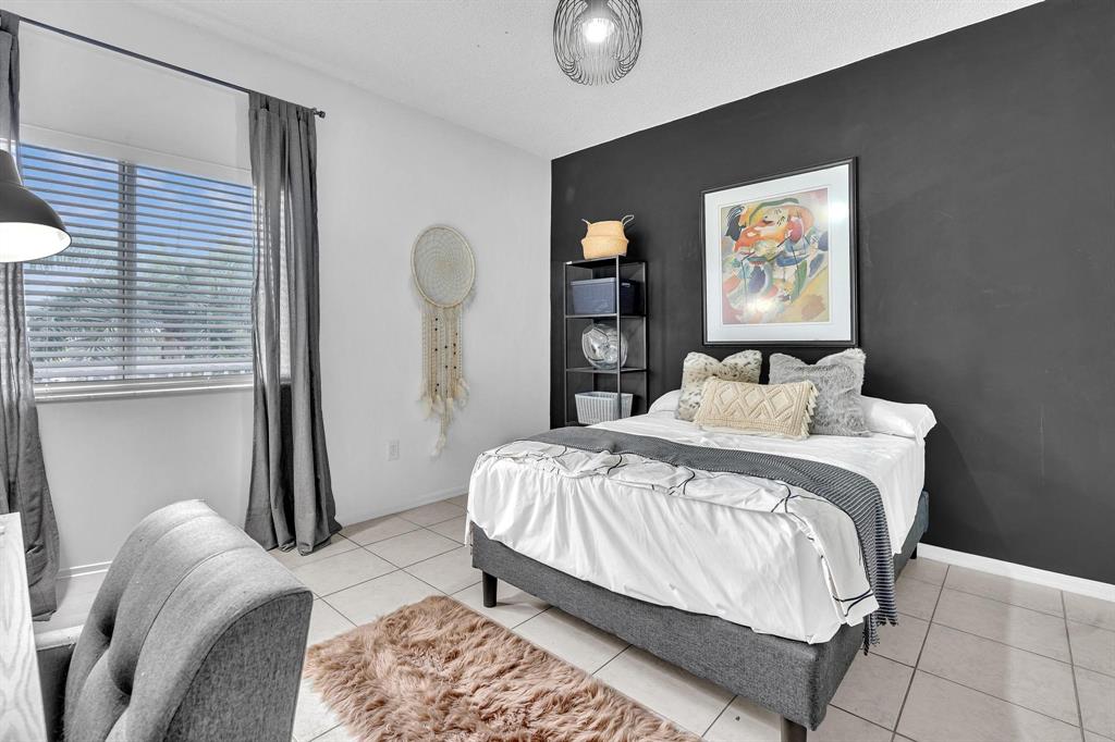 7775 Southampton Terrace, Unit 405 Tamarac, FL 33321 - Photo 37 of 82