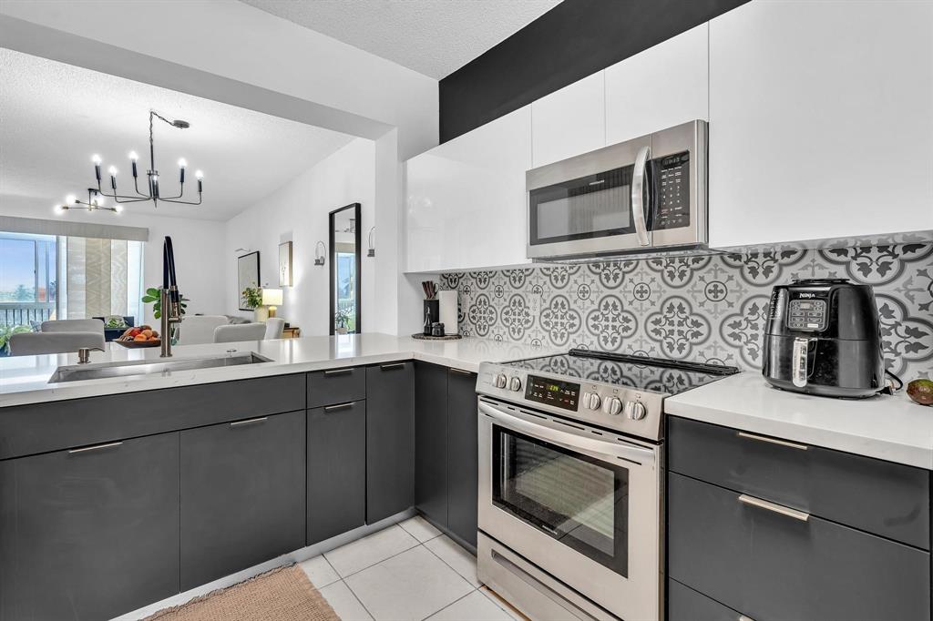 7775 Southampton Terrace, Unit 405 Tamarac, FL 33321 - Photo 6 of 82