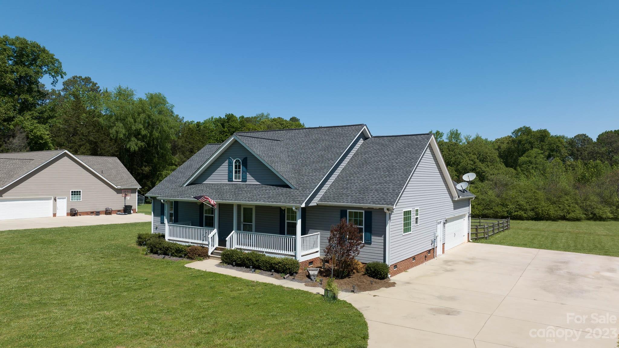1376 McFarland Road York, SC 29745 - Photo 8 of 42 Gallery Image 8