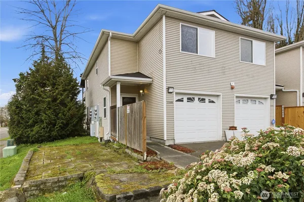 $410,000 | 13349 Ambaum Boulevard Southwest, Burien, WA 98146