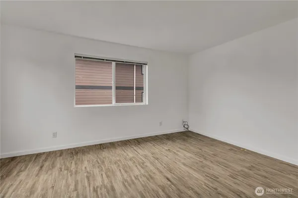 $389,900 | 13349 Ambaum Boulevard Southwest, Burien, WA 98146