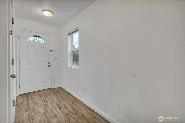 $389,900 | 13349 Ambaum Boulevard Southwest, Burien, WA 98146