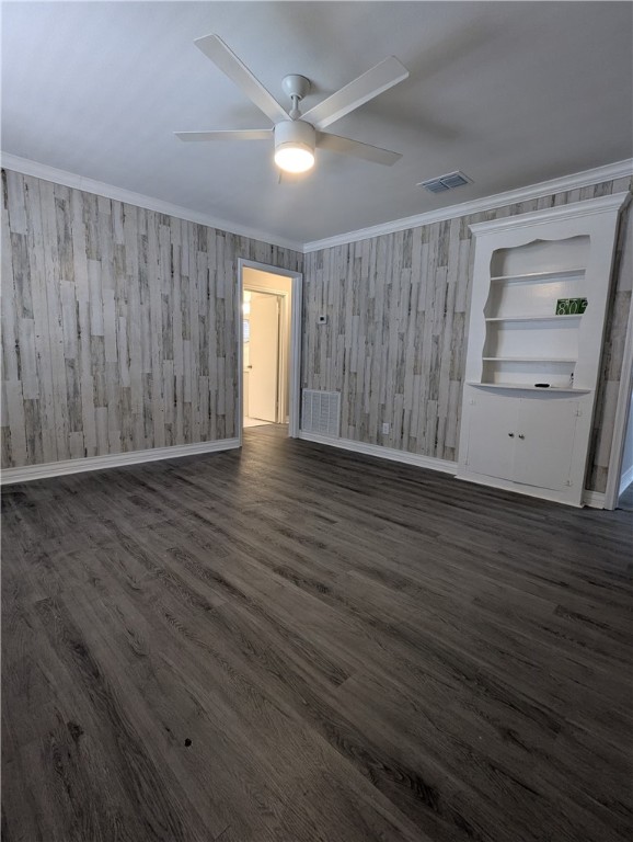 805 Anderson Street Corpus Christi, TX 78411 - Photo 3 of 15 wooden floor in an empty room with a window