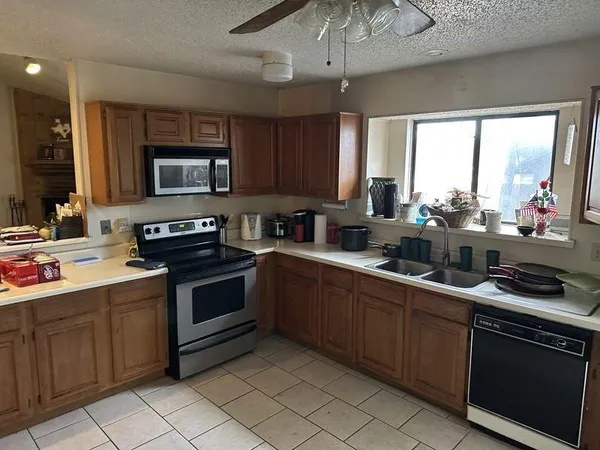 $180,000 | 3405 Mill Ridge Street, Bedford, TX 76021