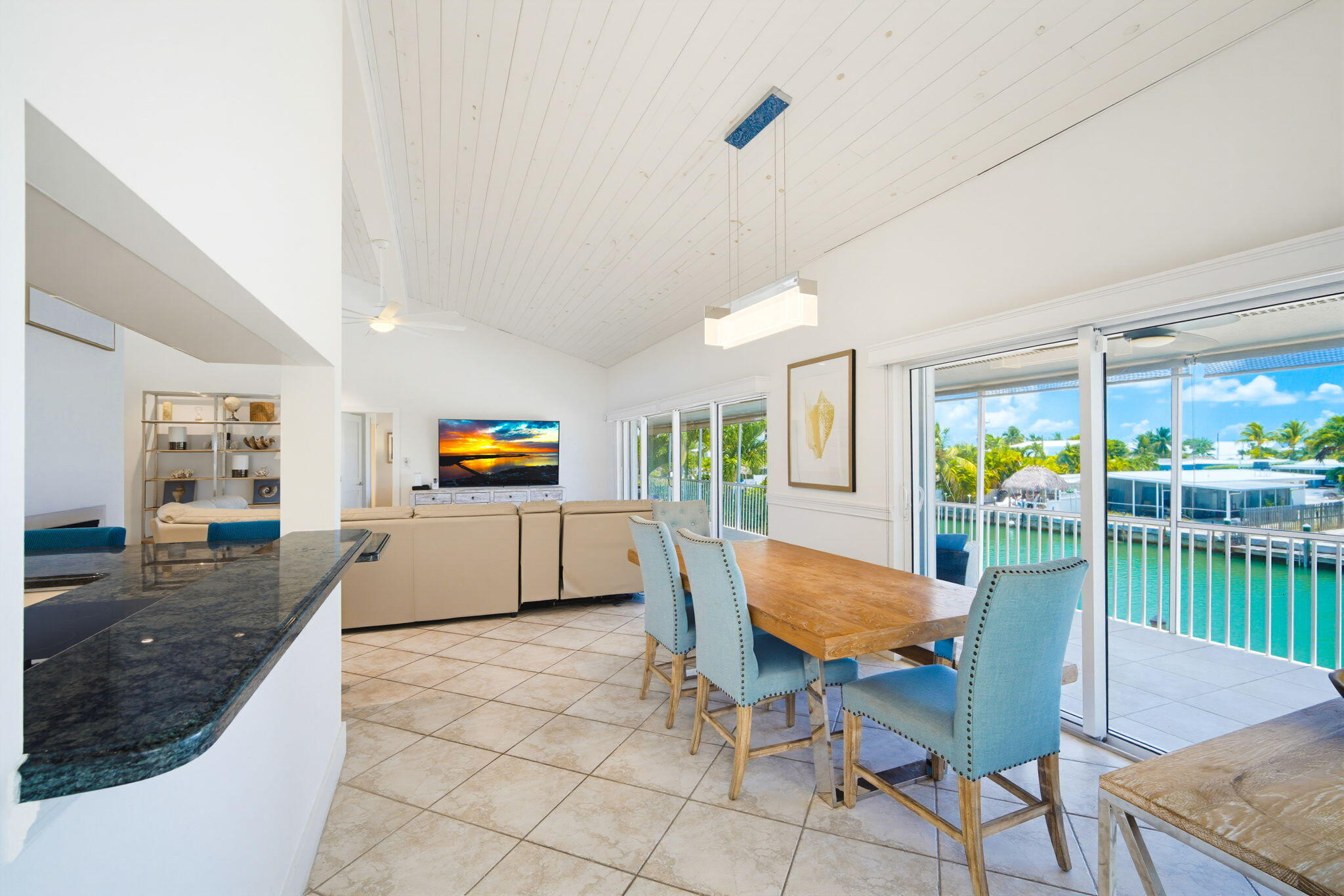 420 11th Street Key Colony Beach, FL 33051 - Photo 9 of 104 Entrance