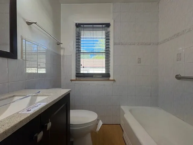 $265,000 | 1529 North Hillside Avenue, Berkeley, IL 60163