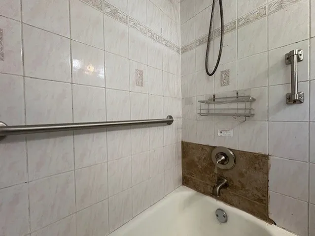 $265,000 | 1529 North Hillside Avenue, Berkeley, IL 60163