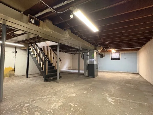 a view of empty room